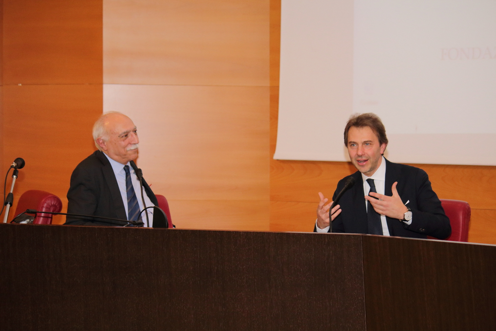 POLITICA, COMUNICAZIONE E MARKETING - Collegio Nuovo